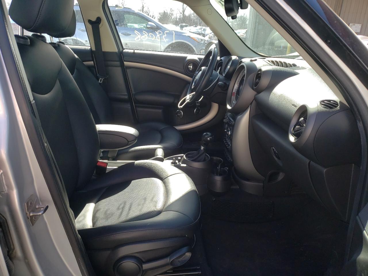 Photo 5 from auction – 2012 MINI COOPER COU with VIN WMWZB3C55CWM05246