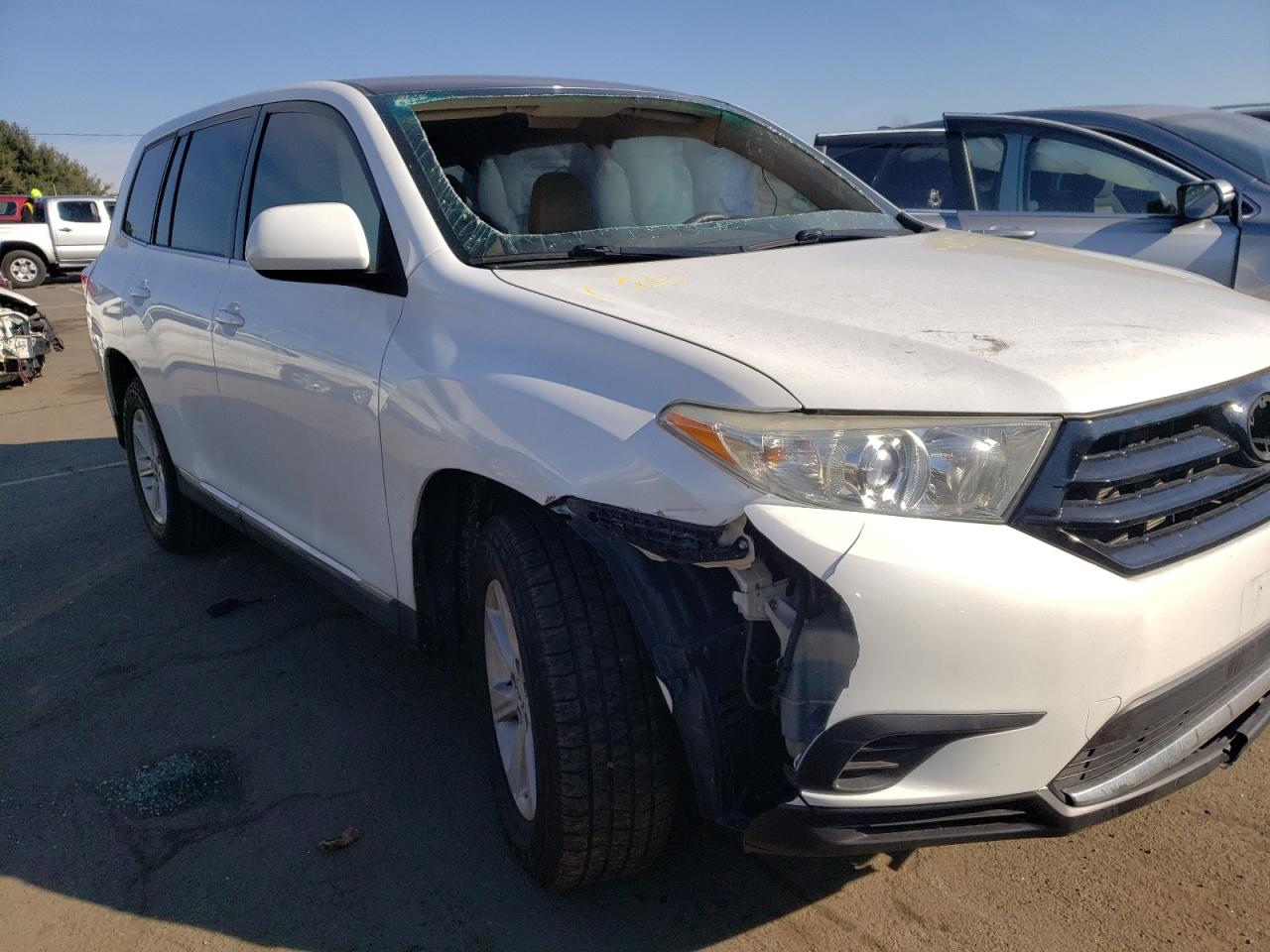 Photo 9 from auction – 2013 TOYOTA HIGHLANDER with VIN 5TDZA3EH5DS034748