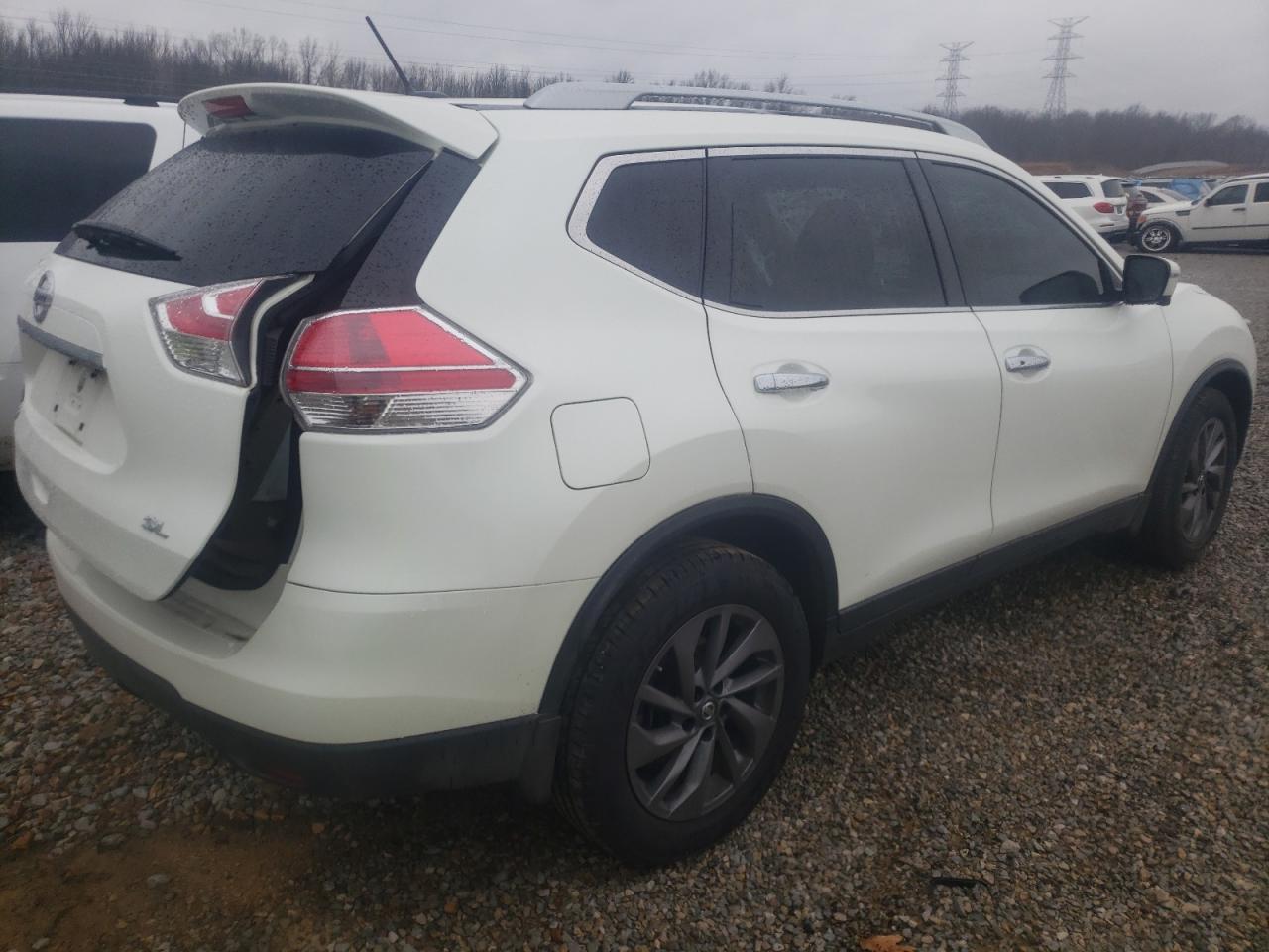 Photo 4 from auction – 2016 NISSAN ROGUE S with VIN 5N1AT2MT4GC760500