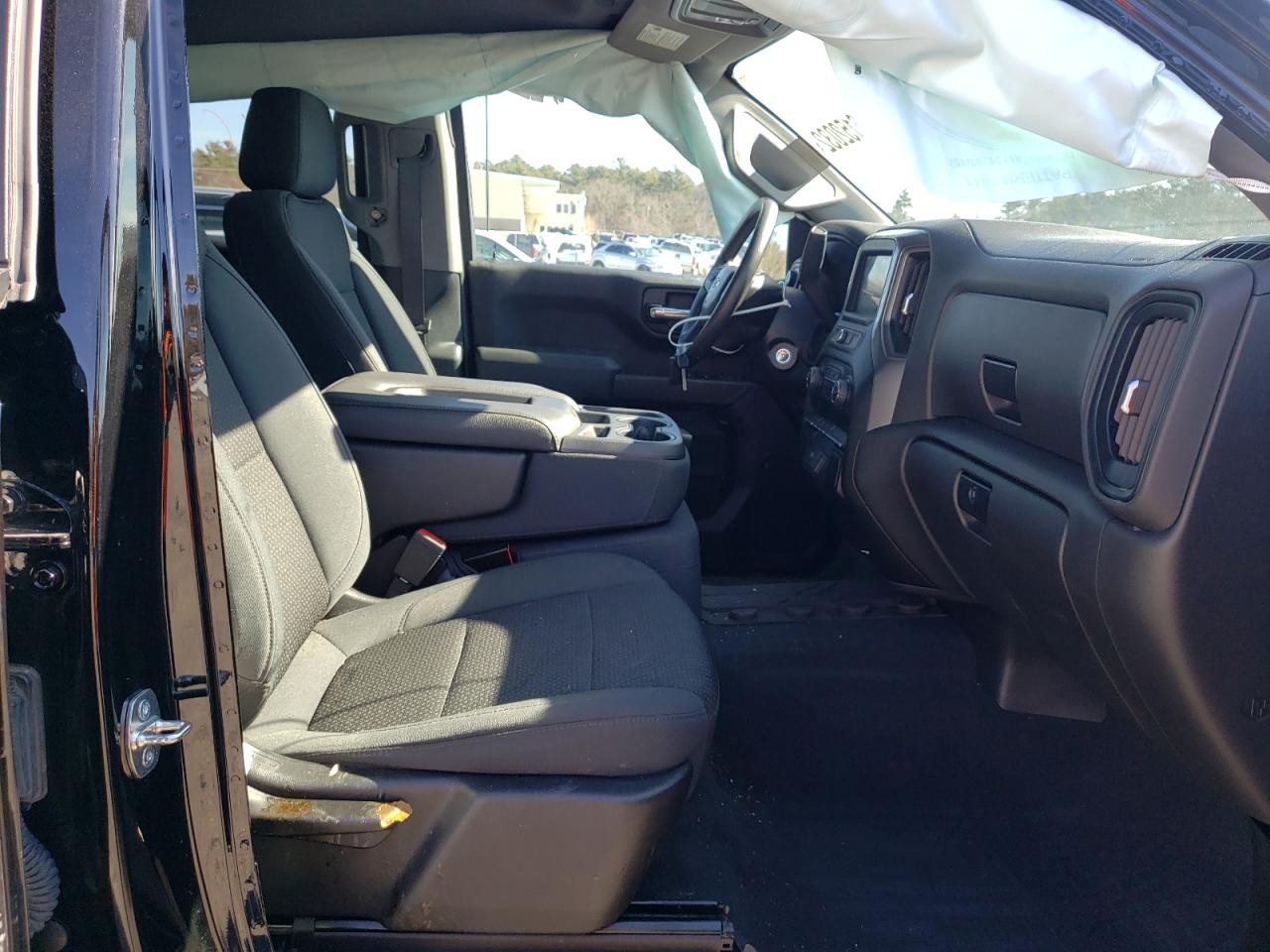 Photo 5 from auction – 2019 CHEVROLET SILVERADO with VIN 3GCPYCEF6KG157956