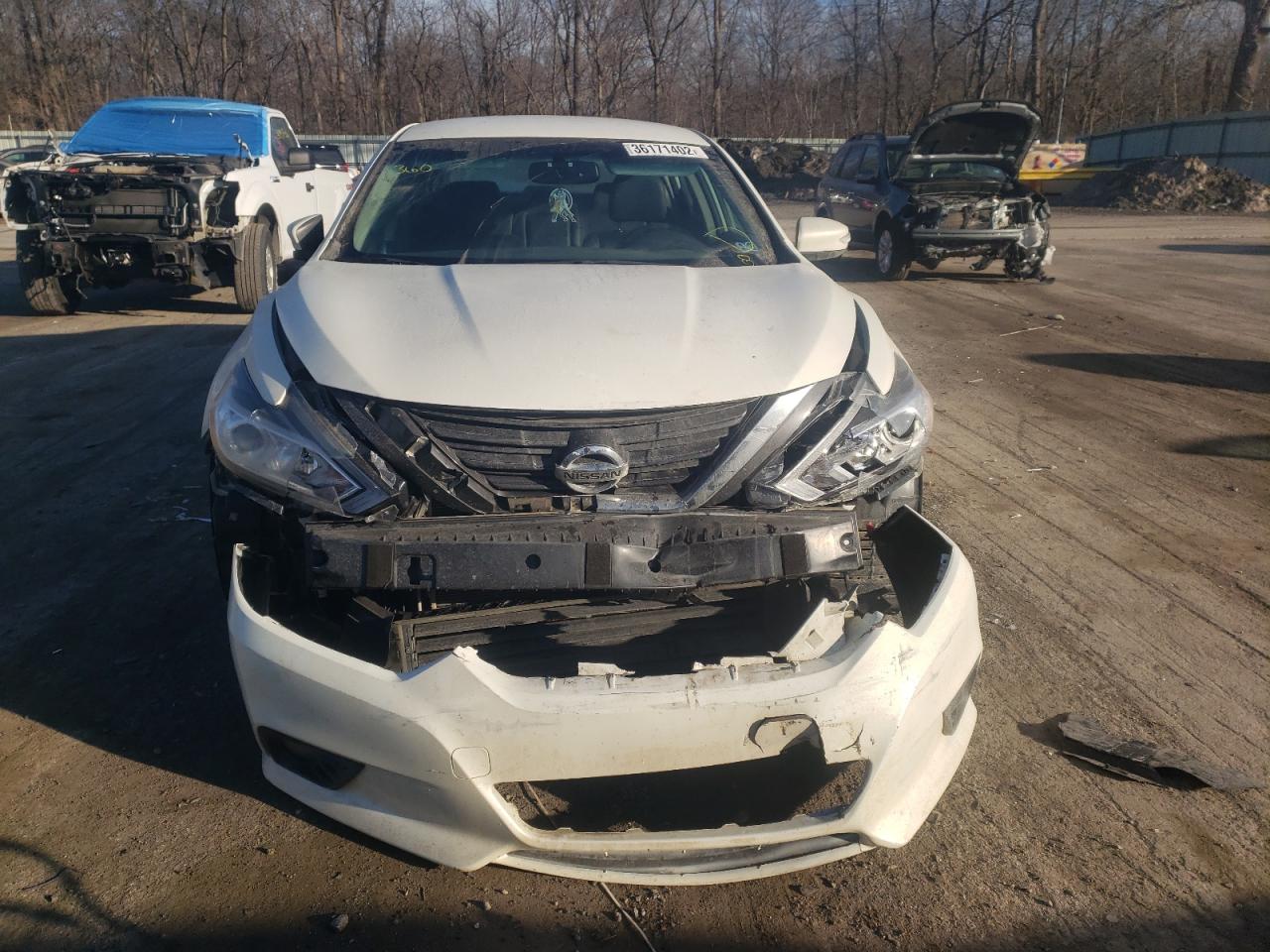 Photo 9 from auction – 2017 NISSAN ALTIMA 2.5 with VIN 1N4AL3AP4HC185758