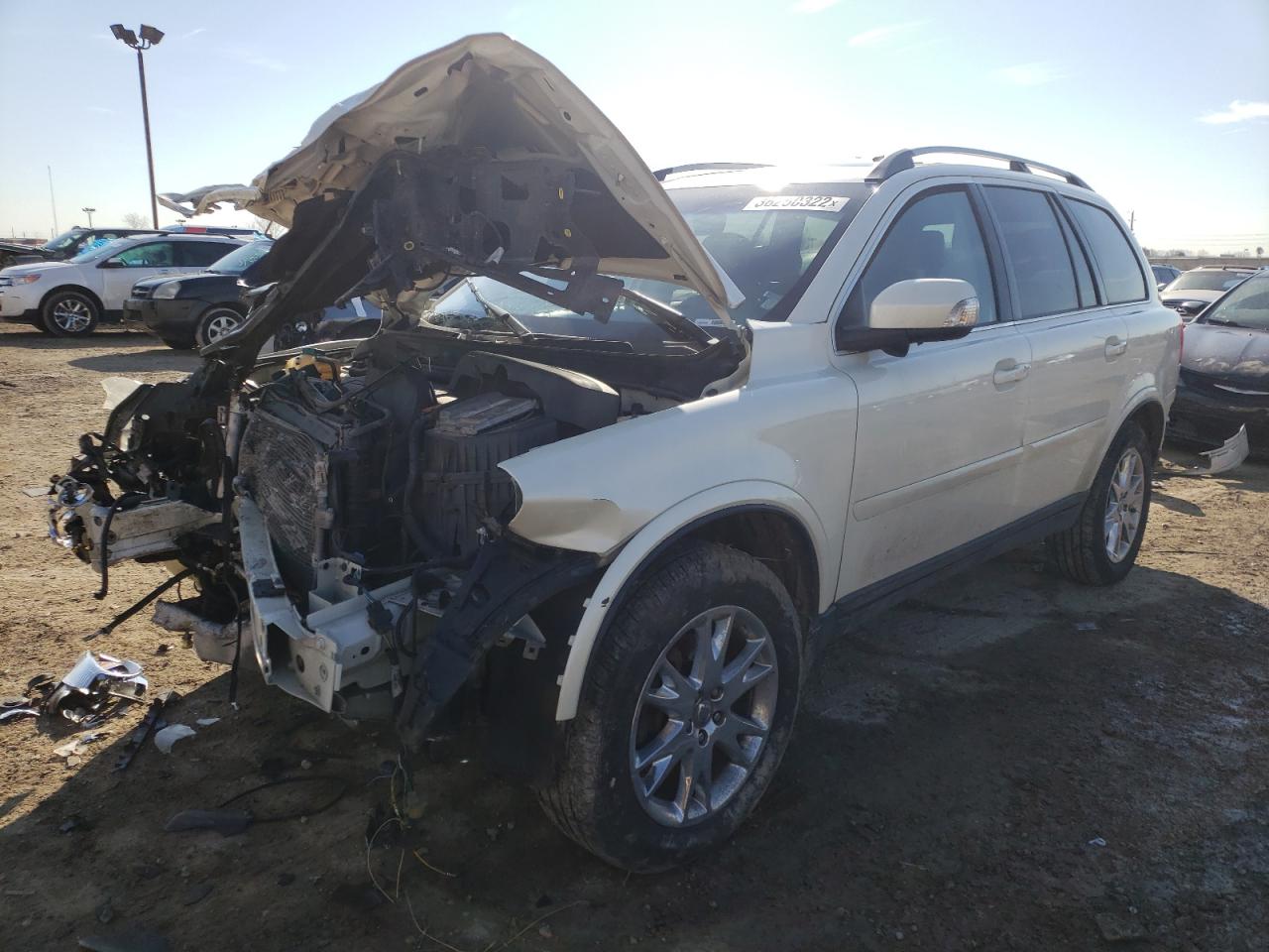 Photo 2 from auction – 2007 VOLVO XC90 V8 with VIN YV4CZ852071358633