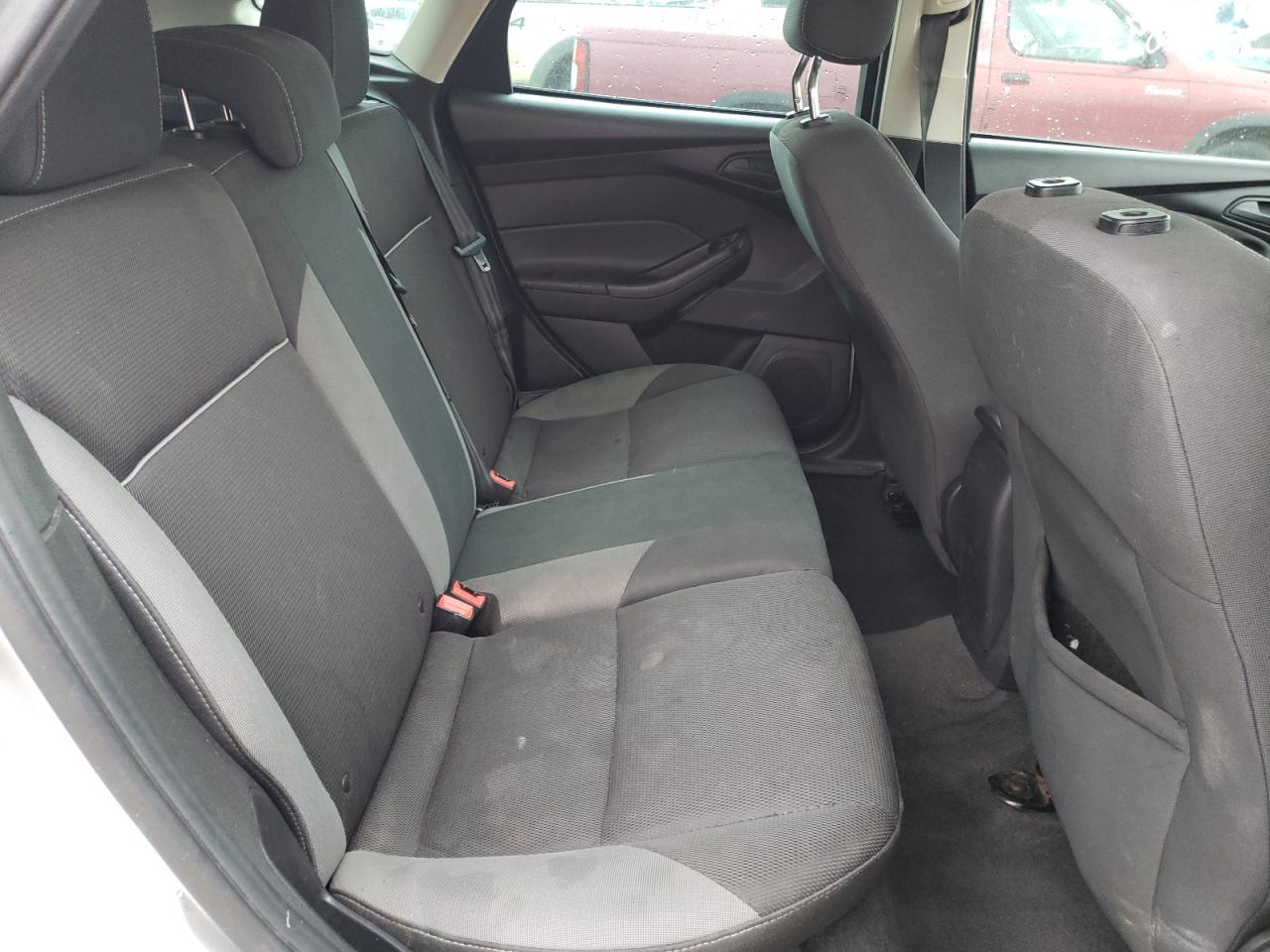 Photo 6 from auction – 2012 FORD FOCUS SE with VIN 1FAHP3K21CL177650