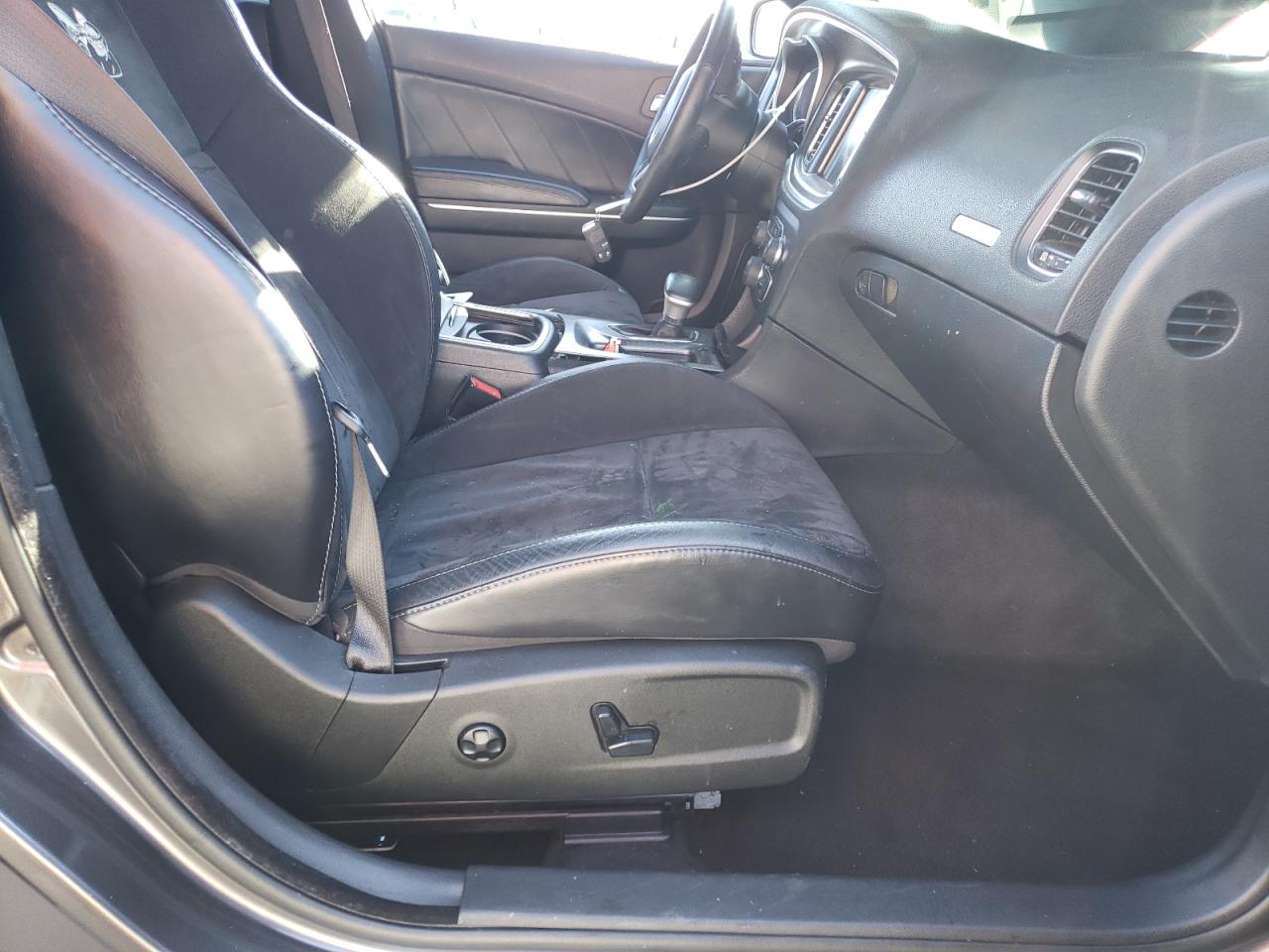 Photo 5 from auction – 2015 DODGE CHARGER R/ with VIN 2C3CDXGJ7FH864951