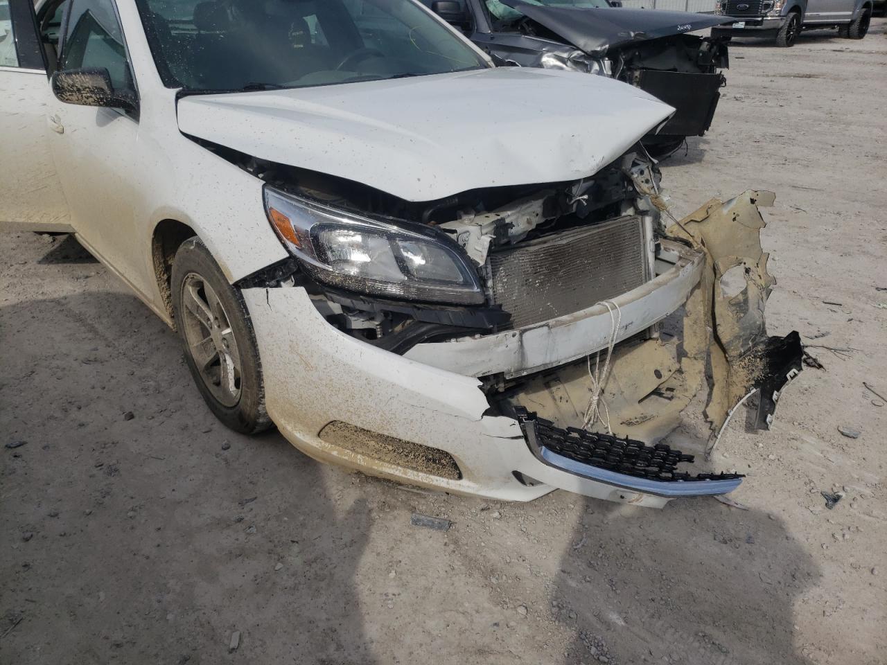 Photo 9 from auction – 2015 CHEVROLET MALIBU LS with VIN 1G11B5SLXFF163790