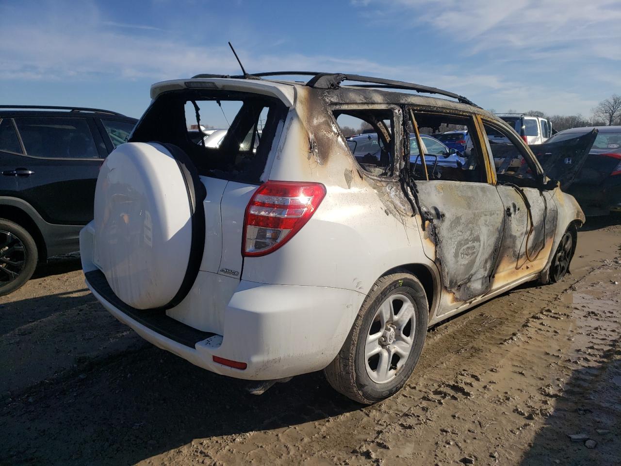 Photo 4 from auction – 2010 TOYOTA RAV4 with VIN 2T3BF4DV0AW059101