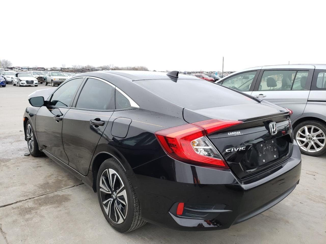 Photo 3 from auction – 2017 HONDA CIVIC EXL with VIN 19XFC1F76HE001300