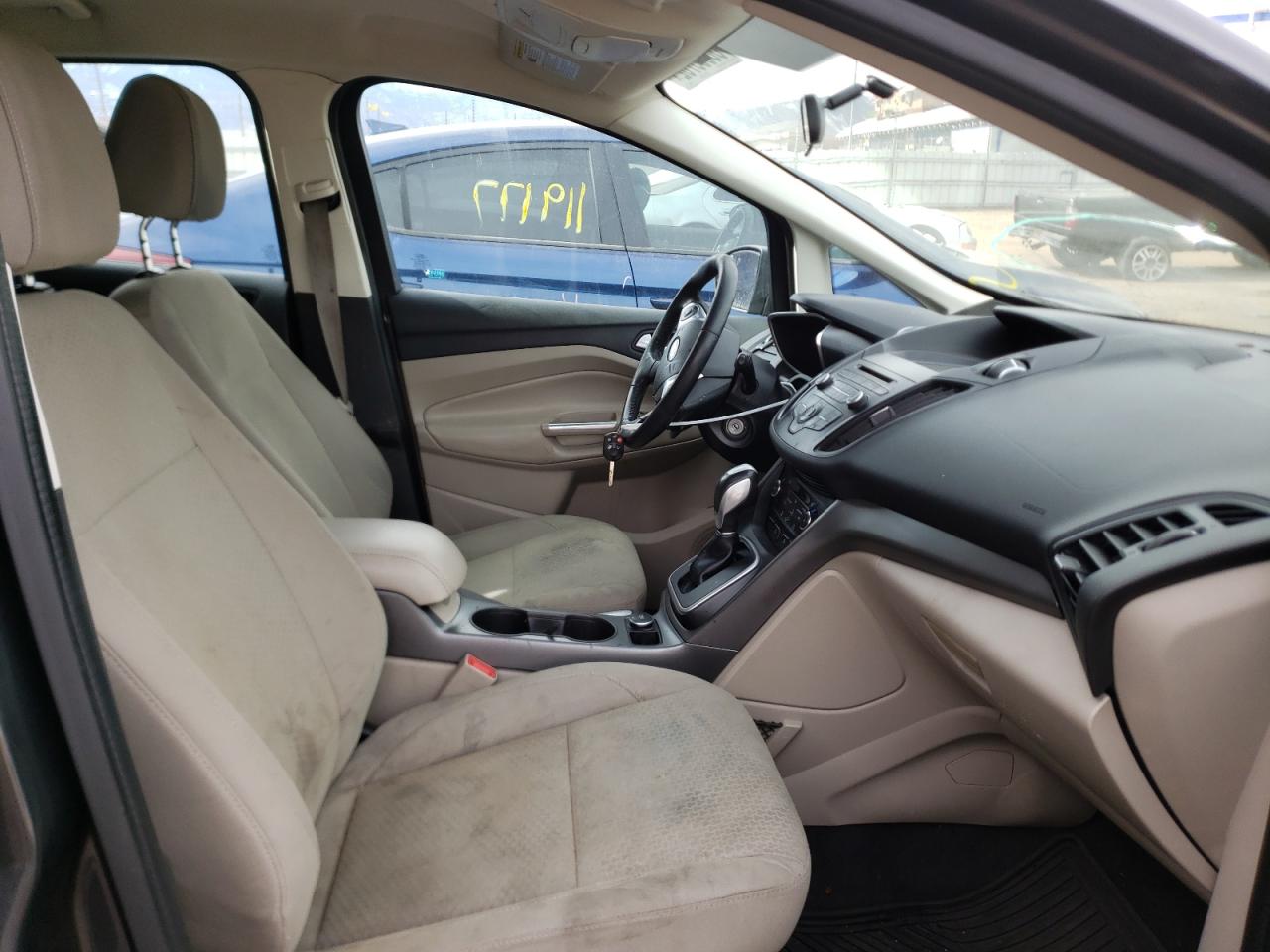 Photo 5 from auction – 2017 FORD C-MAX SE with VIN 1FADP5AU4HL104017