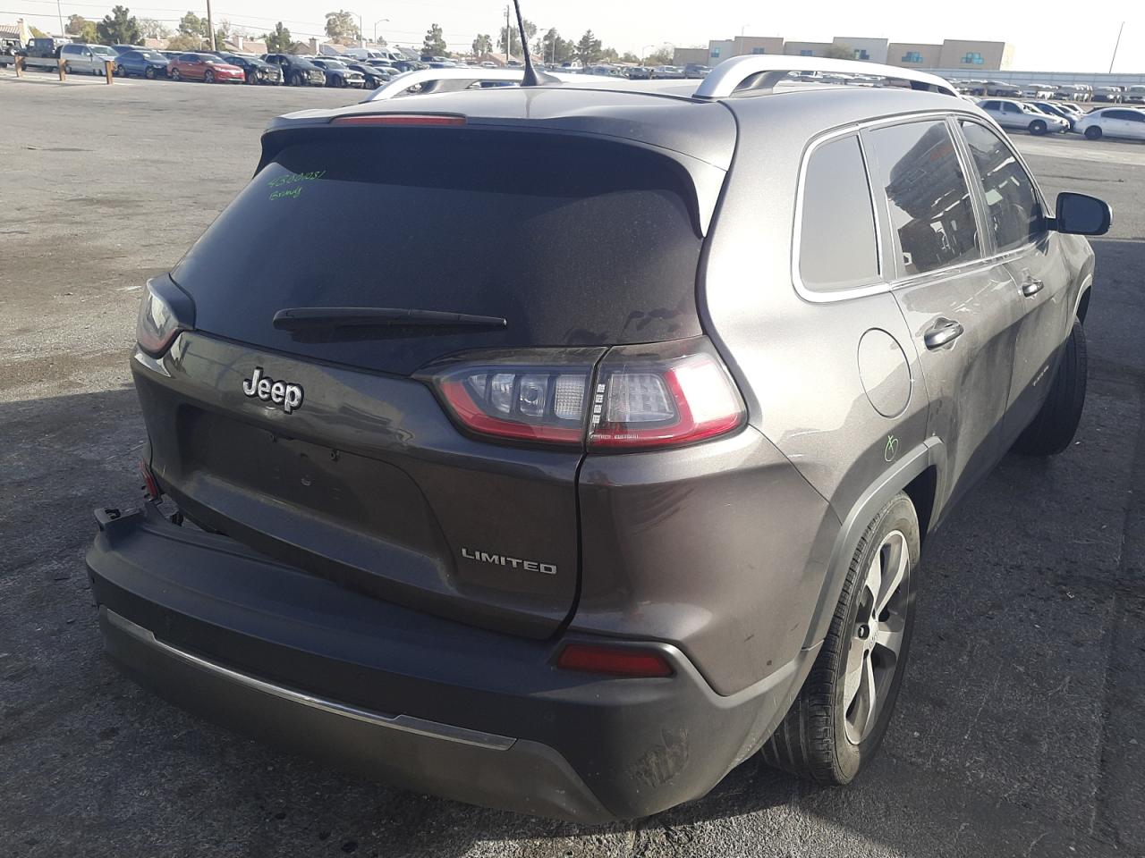 Photo 4 from auction – 2019 JEEP CHEROKEE L with VIN 1C4PJLDBXKD387290