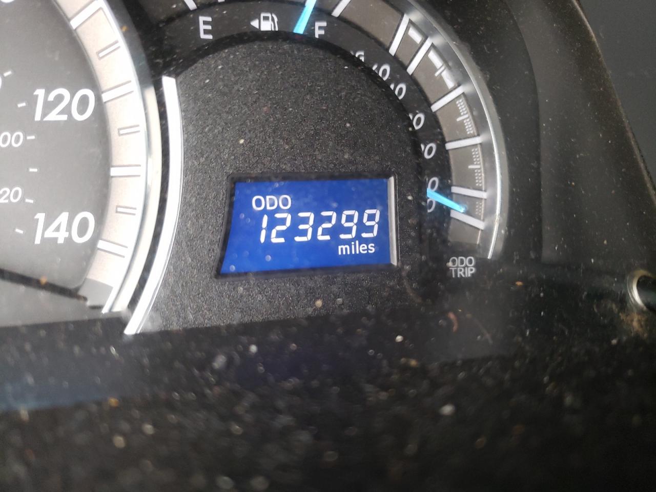 Photo 8 from auction – 2012 TOYOTA CAMRY BASE with VIN 4T1BF1FK8CU014436