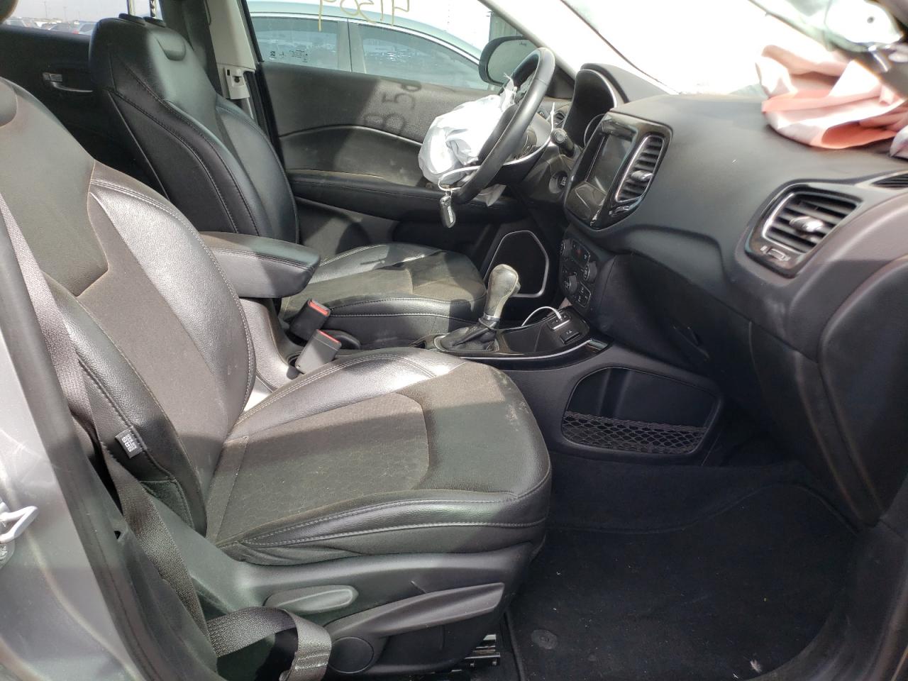 Photo 5 from auction – 2018 JEEP COMPASS LA with VIN 3C4NJCBB9JT501928
