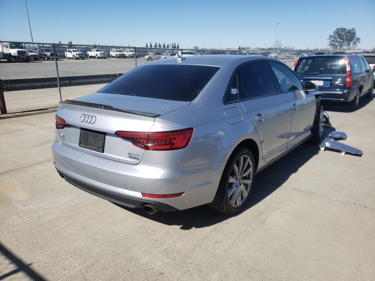 Photo 4 from auction – 2017 AUDI A4 PREMIUM with VIN WAUANAF44HN003727