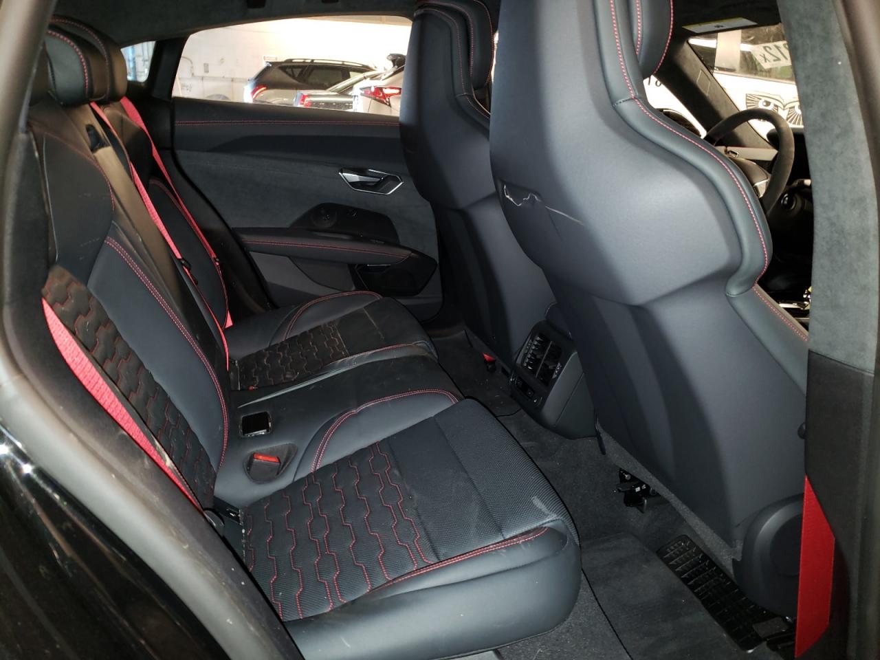 Photo 6 from auction – 2022 AUDI RS E-TRON with VIN WAUAHBFW1N7901975
