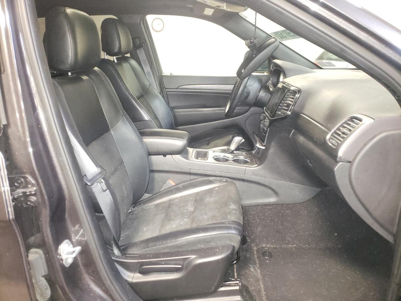 Photo 5 from auction – 2019 JEEP GRAND CHER with VIN 1C4RJFAG3KC679105