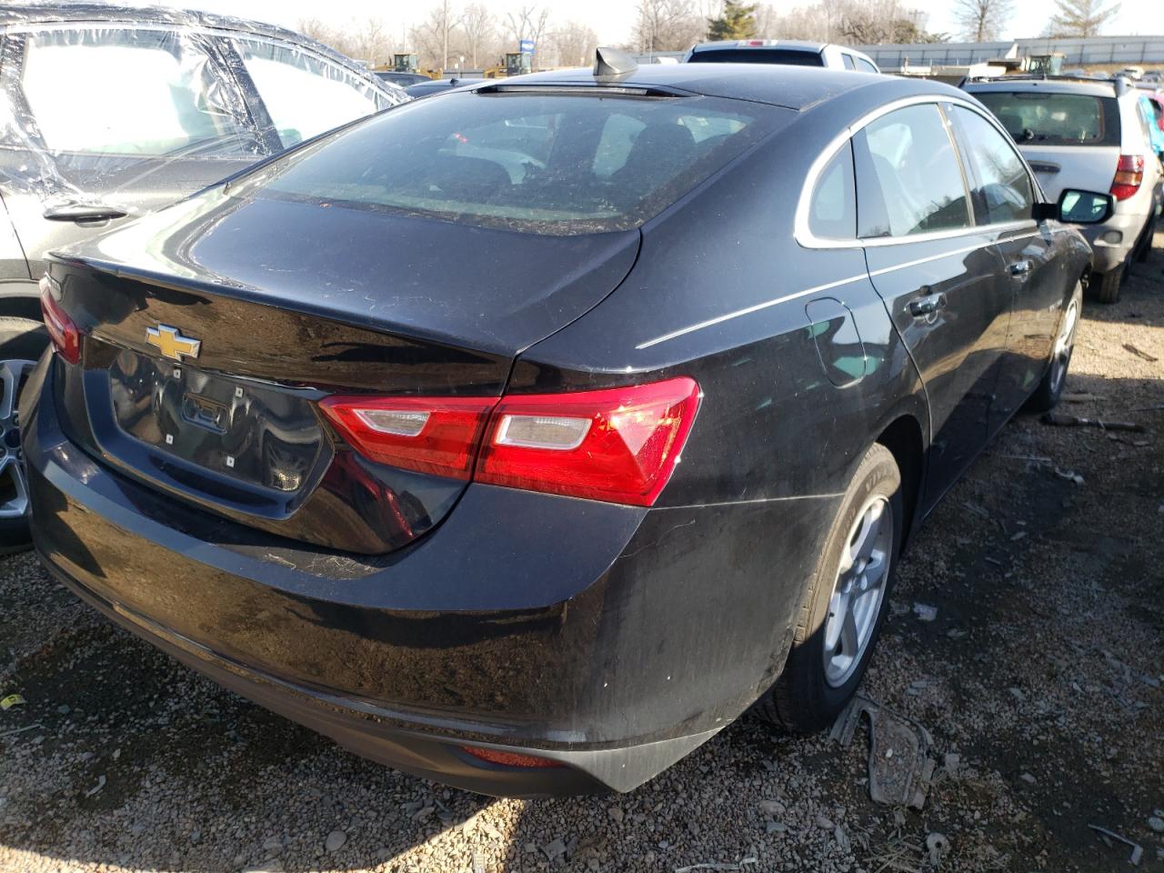 Photo 4 from auction – 2017 CHEVROLET MALIBU LS with VIN 1G1ZB5ST2HF265607