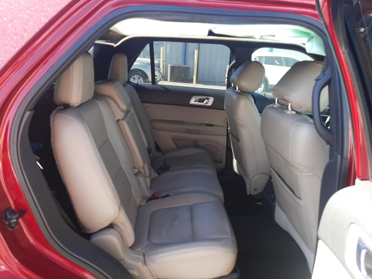 Photo 6 from auction – 2013 FORD EXPLORER L with VIN 1FM5K8F87DGB27185