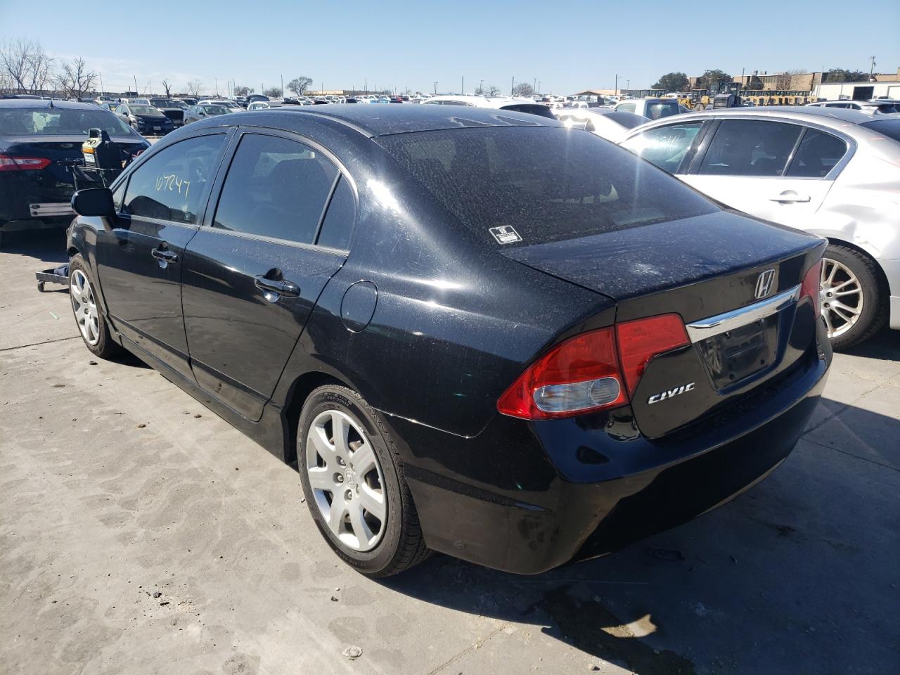 Photo 3 from auction – 2011 HONDA CIVIC LX with VIN 2HGFA1F51BH520384