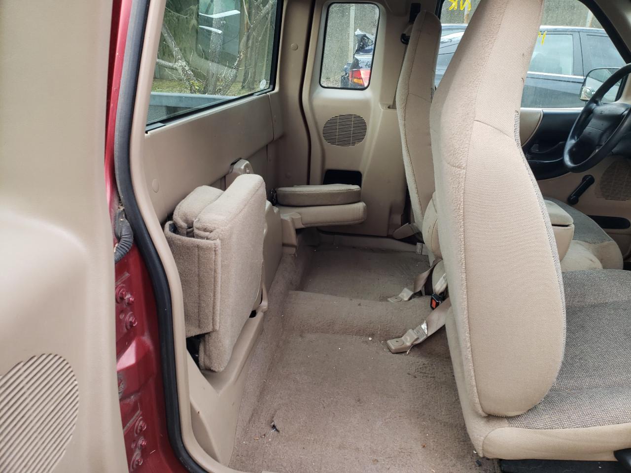 Photo 6 from auction – 2000 FORD RANGER SUP with VIN 1FTYR14V2YPB91427