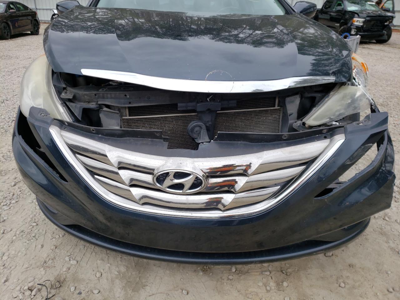 Photo 9 from auction – 2012 HYUNDAI SONATA SE with VIN 5NPEC4AC1CH477895