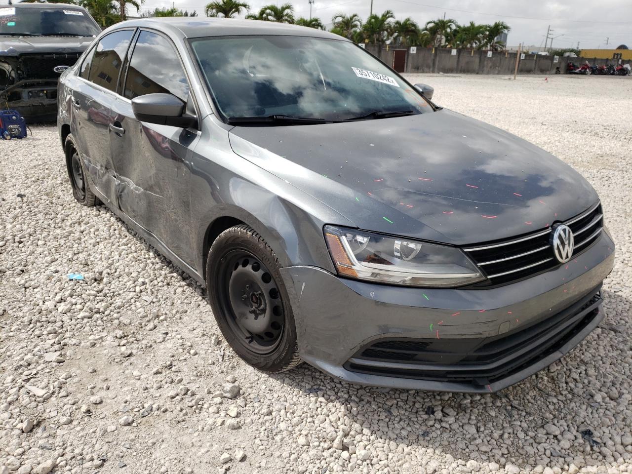 VOLKSWAGEN JETTA S 2017 with VIN 3VW2B7AJ0HM281161 - Photo from auction