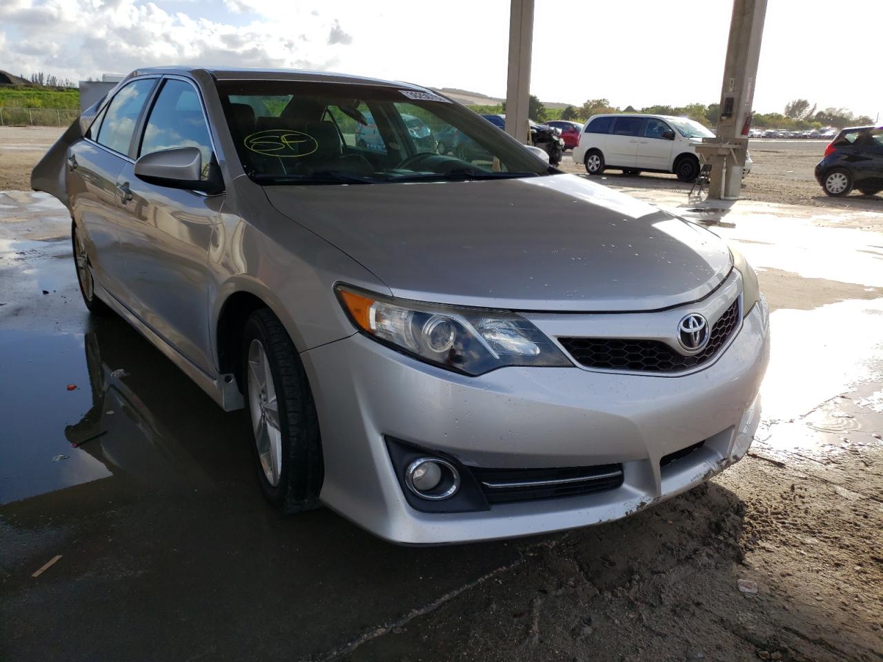 Photo 1 from auction – 2014 TOYOTA CAMRY L with VIN 4T1BF1FK1EU335916