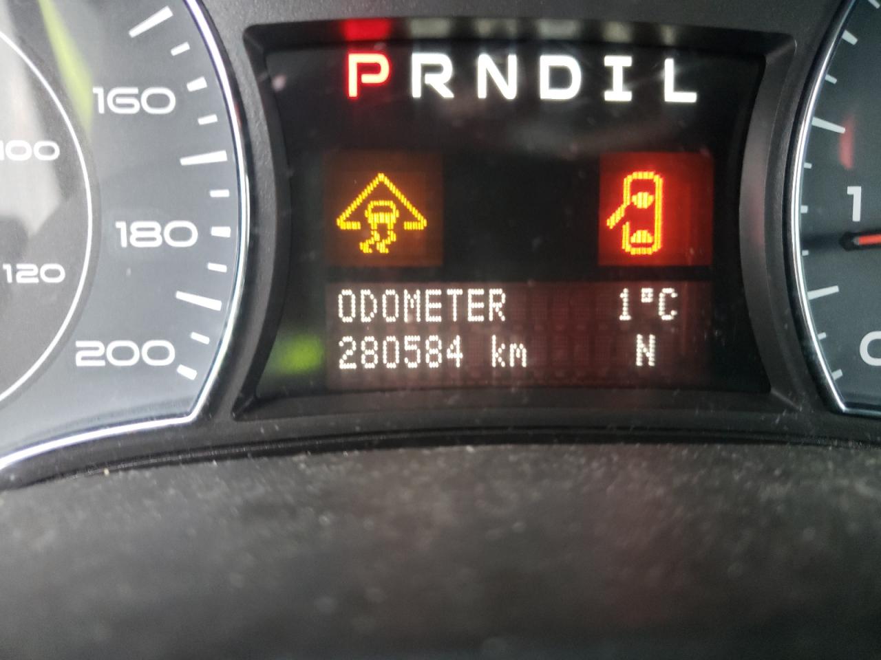 Photo 8 from auction – 2008 PONTIAC TORRENT with VIN 2CKDL43F586042708