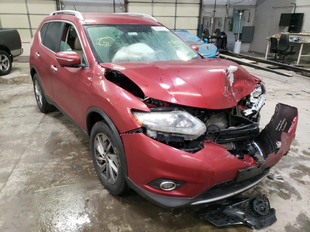 NISSAN ROGUE S 2015 with VIN 5N1AT2MV3FC825658 - Photo from auction