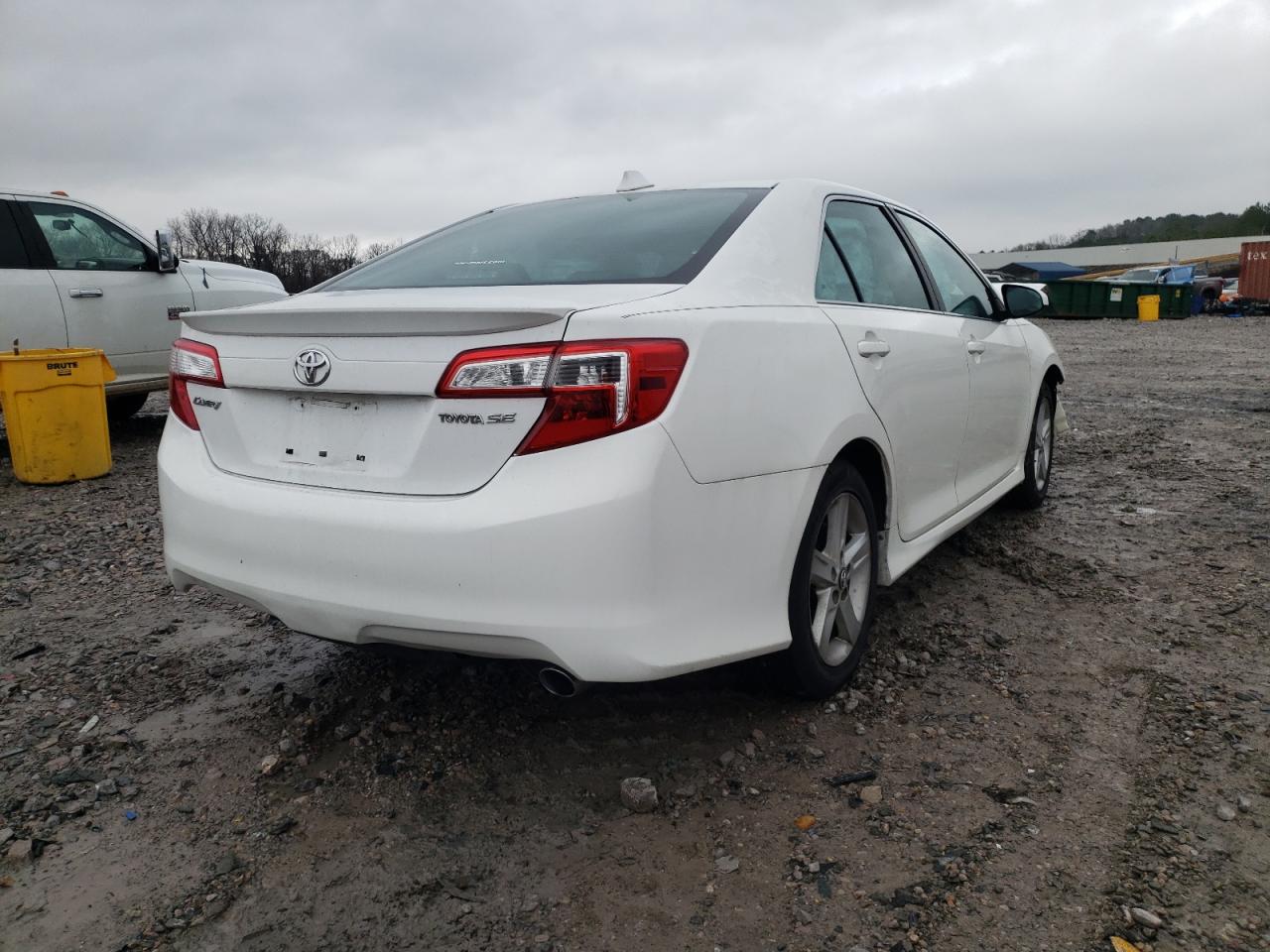 Photo 4 from auction – 2013 TOYOTA CAMRY L with VIN 4T1BF1FK3DU204159