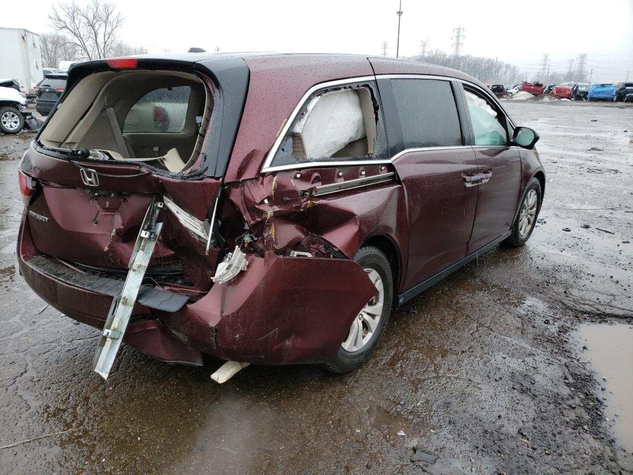Photo 4 from auction – 2015 HONDA ODYSSEY EX with VIN 5FNRL5H66FB035379