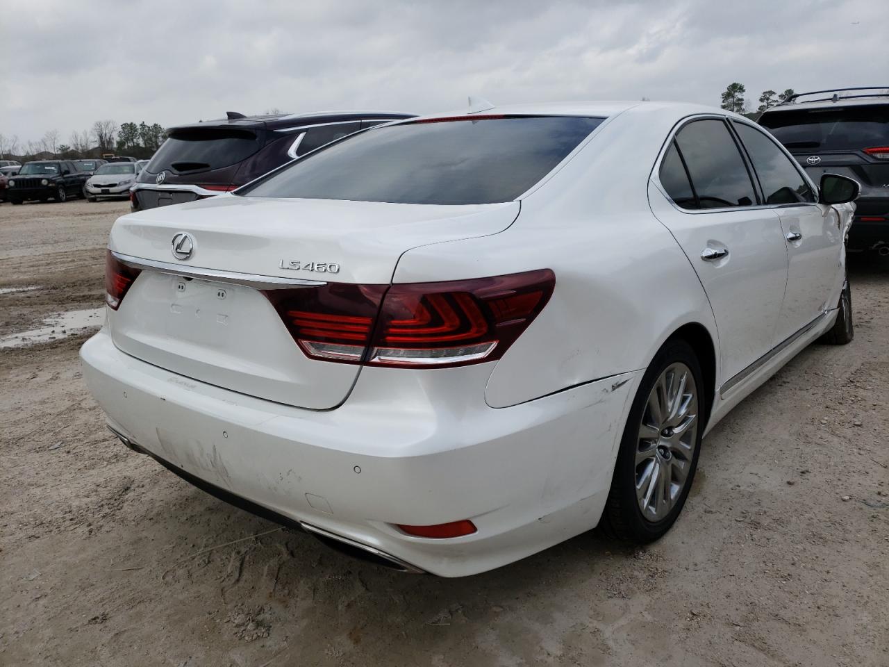 Photo 4 from auction – 2017 LEXUS LS 460 with VIN JTHBL5EF7H5144426