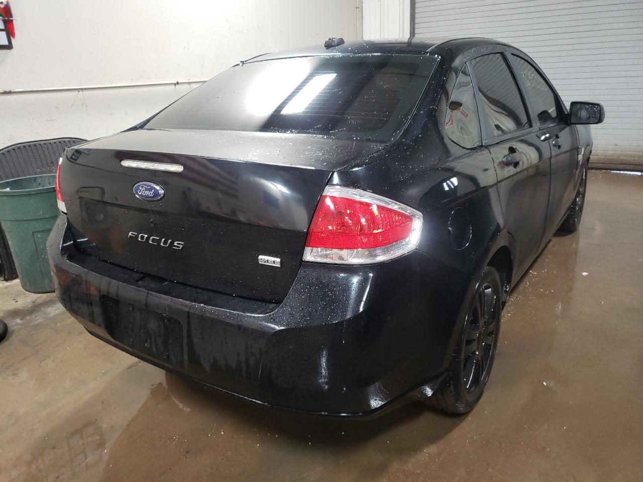 Photo 4 from auction – 2009 FORD FOCUS SEL with VIN 1FAHP37N89W123885