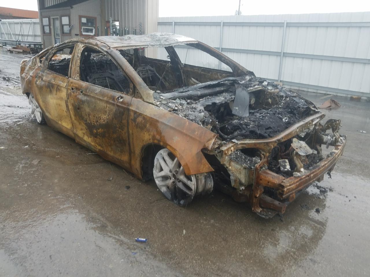 Photo 1 from auction – 2015 FORD FUSION SE with VIN 3FA6P0HDXFR198386