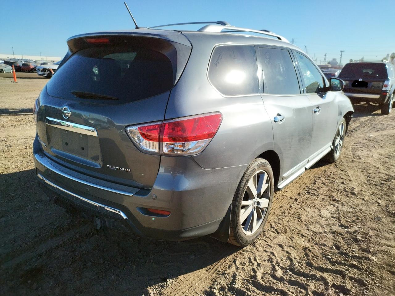 Photo 4 from auction – 2016 NISSAN PATHFINDER with VIN 5N1AR2MN6GC657398
