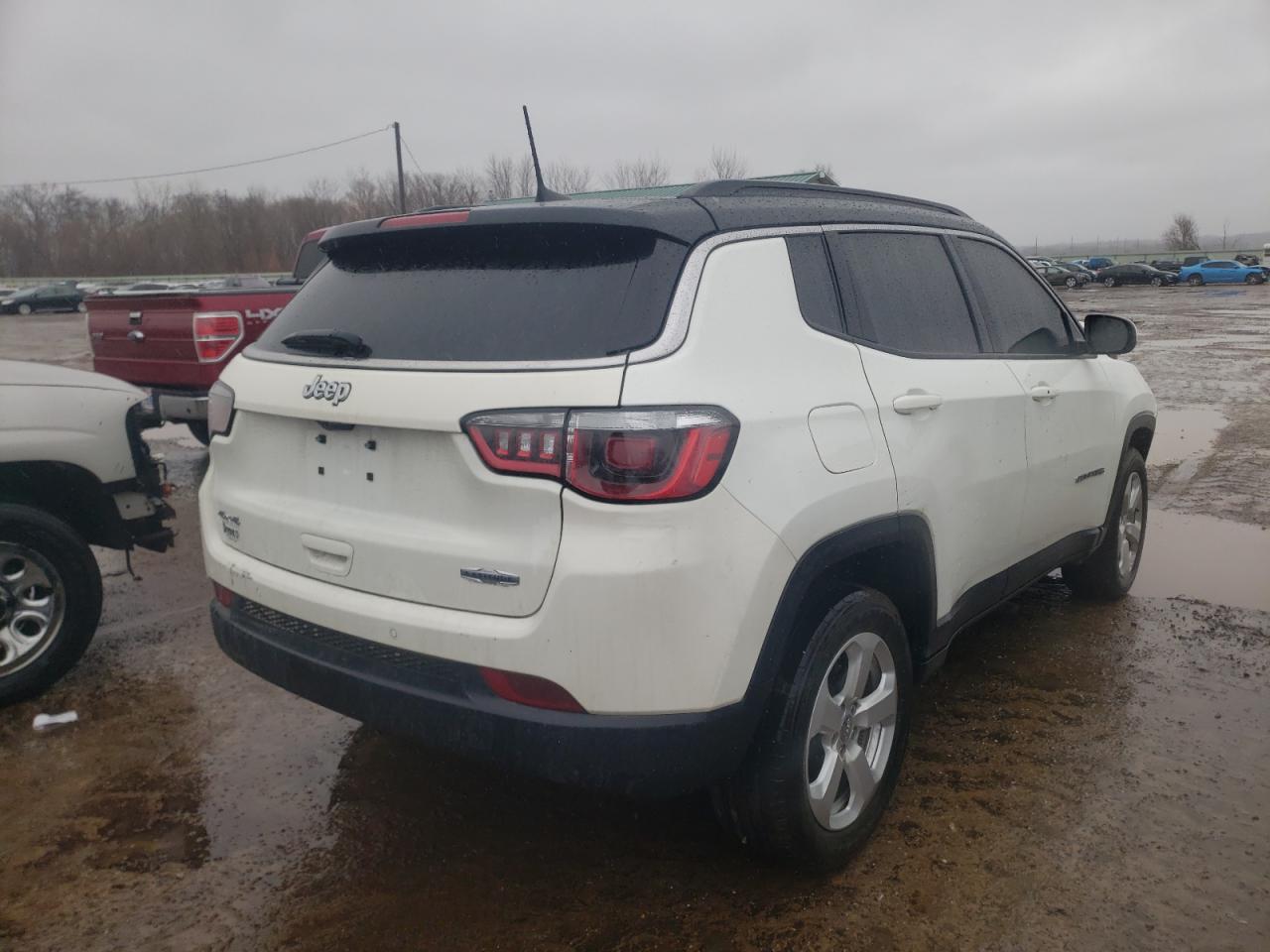 Photo 4 from auction – 2019 JEEP COMPASS LA with VIN 3C4NJDBB1KT801020