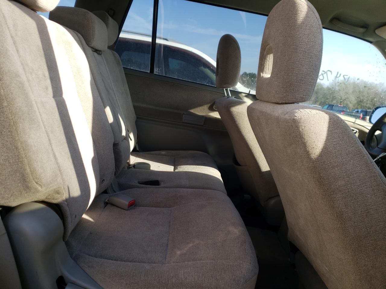 Zdjęcie 6 z aukcji – 2004 SUZUKI XL7 EX z VIN JS3TY92V844108014