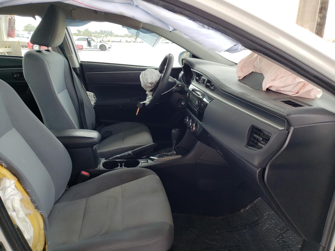 Photo 5 from auction – 2015 TOYOTA COROLLA L with VIN 2T1BURHE9FC428813