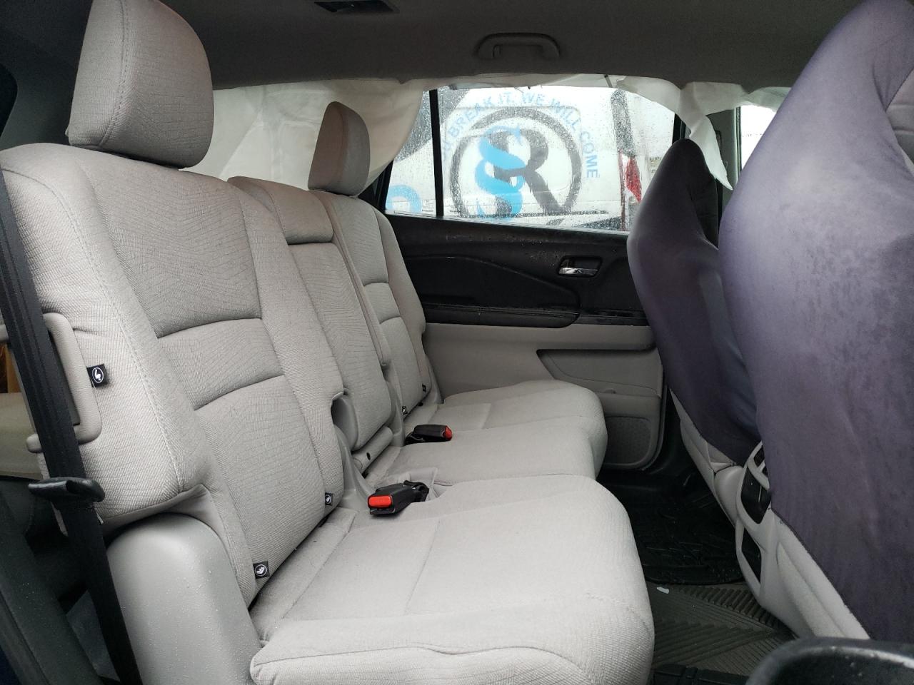 Photo 6 from auction – 2017 HONDA PILOT LX with VIN 5FNYF6H12HB103905