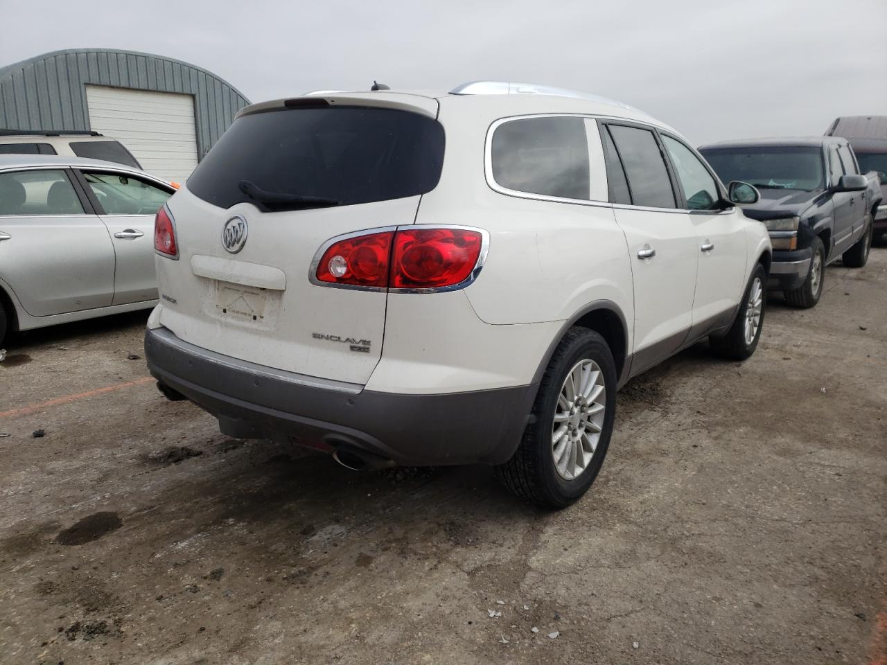 Photo 4 from auction – 2010 BUICK ENCLAVE CX with VIN 5GALRBED9AJ128177