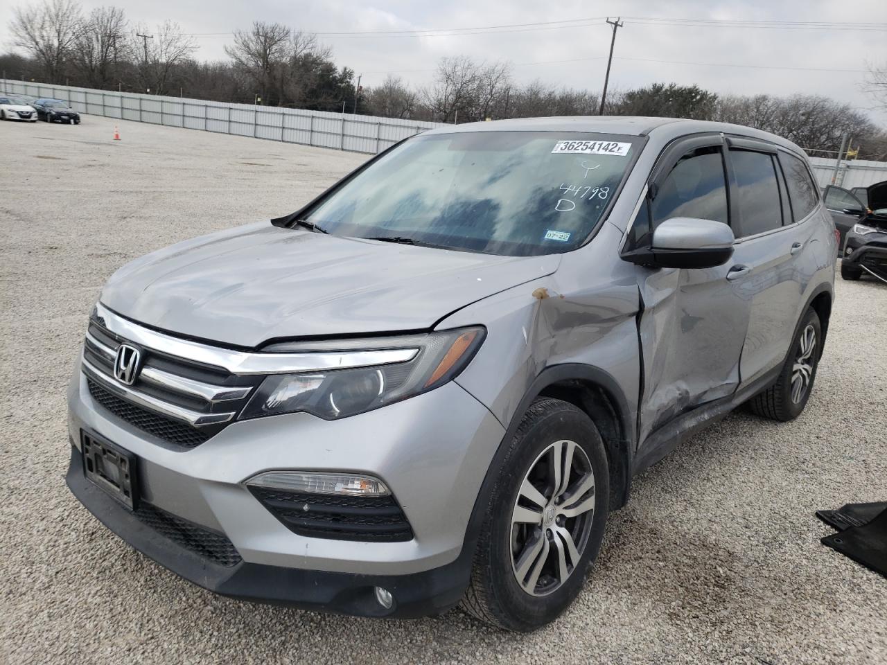 Photo 2 from auction – 2016 HONDA PILOT EXLN with VIN 5FNYF5H76GB050624