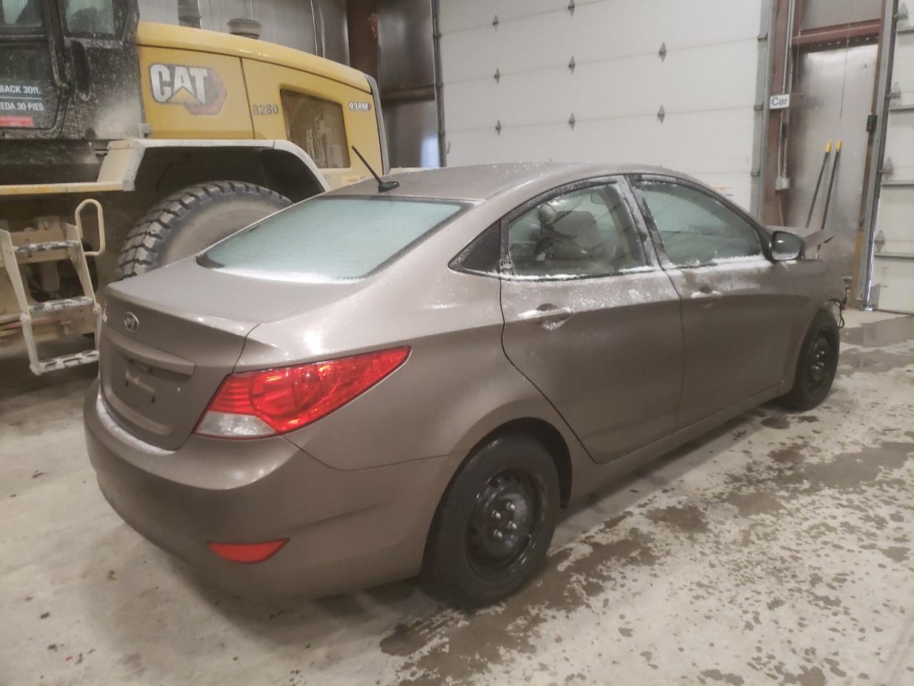 Photo 4 from auction – 2013 HYUNDAI ACCENT GLS with VIN KMHCT4AE5DU550276