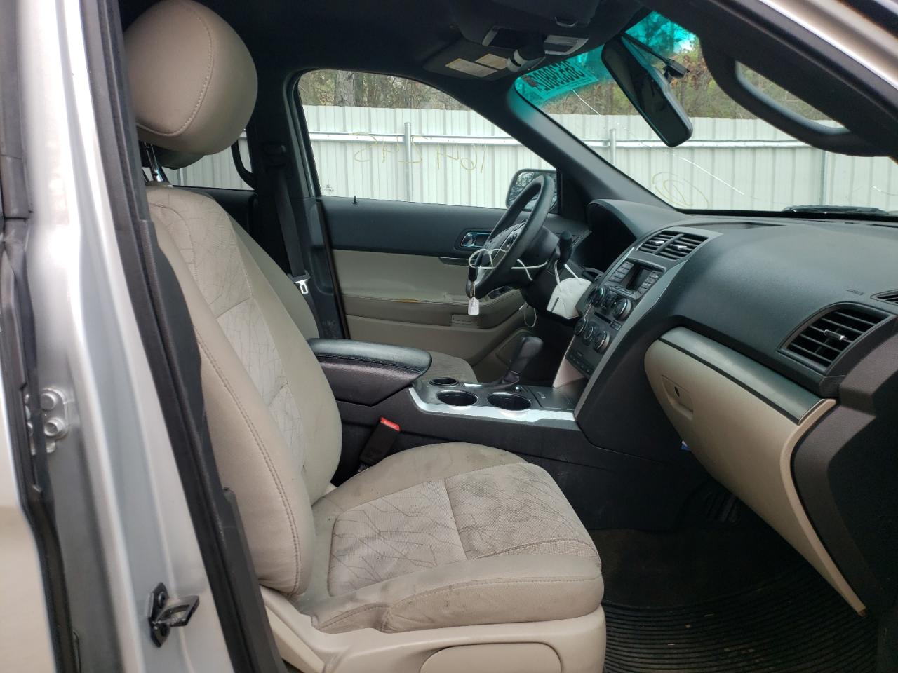 Photo 5 from auction – 2013 FORD EXPLORER with VIN 1FM5K7B88DGB32413