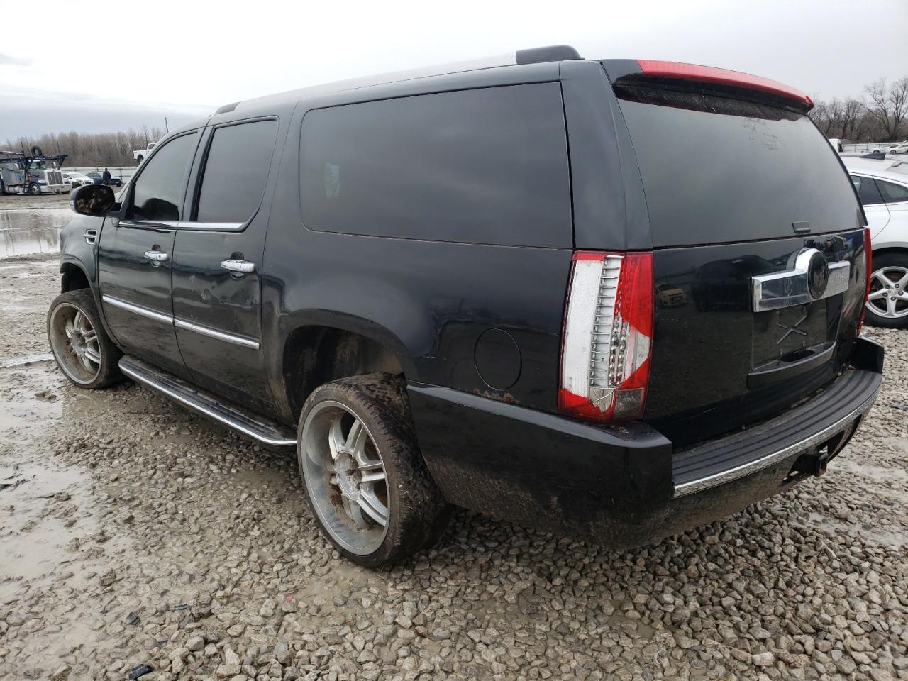 Photo 3 from auction – 2011 CADILLAC ESCALADE E with VIN 1GYS4HEF8BR193077