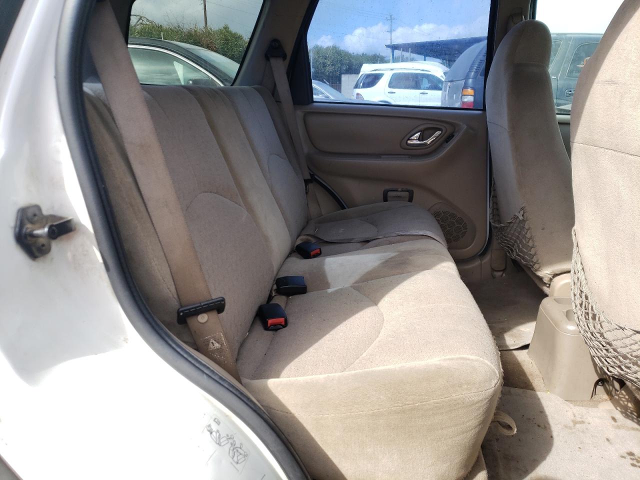 Фото 6 с аукциона – 2001 MAZDA TRIBUTE DX с VIN 4F2UU07B51KM19089