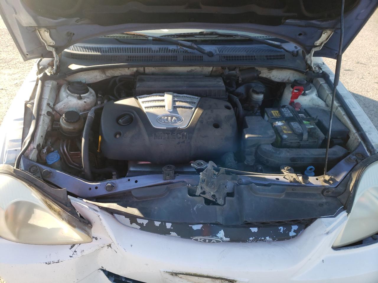 Photo 7 from auction – 2005 KIA RIO with VIN KNADC125056400701