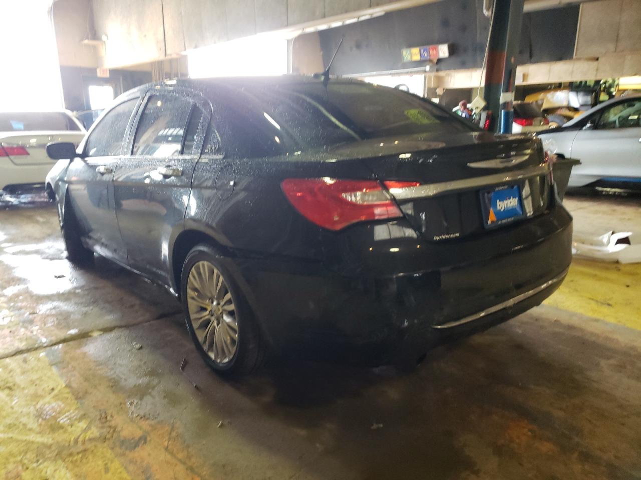 Photo 3 from auction – 2012 CHRYSLER 200 LIMITE with VIN 1C3CCBCG5CN106738