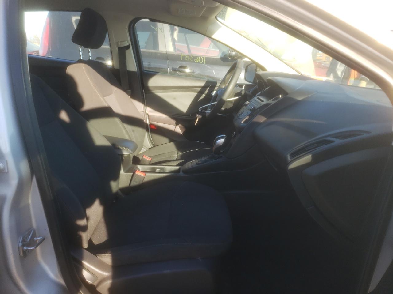 Photo 5 from auction – 2015 FORD  with VIN 1FADP3K22FL364575