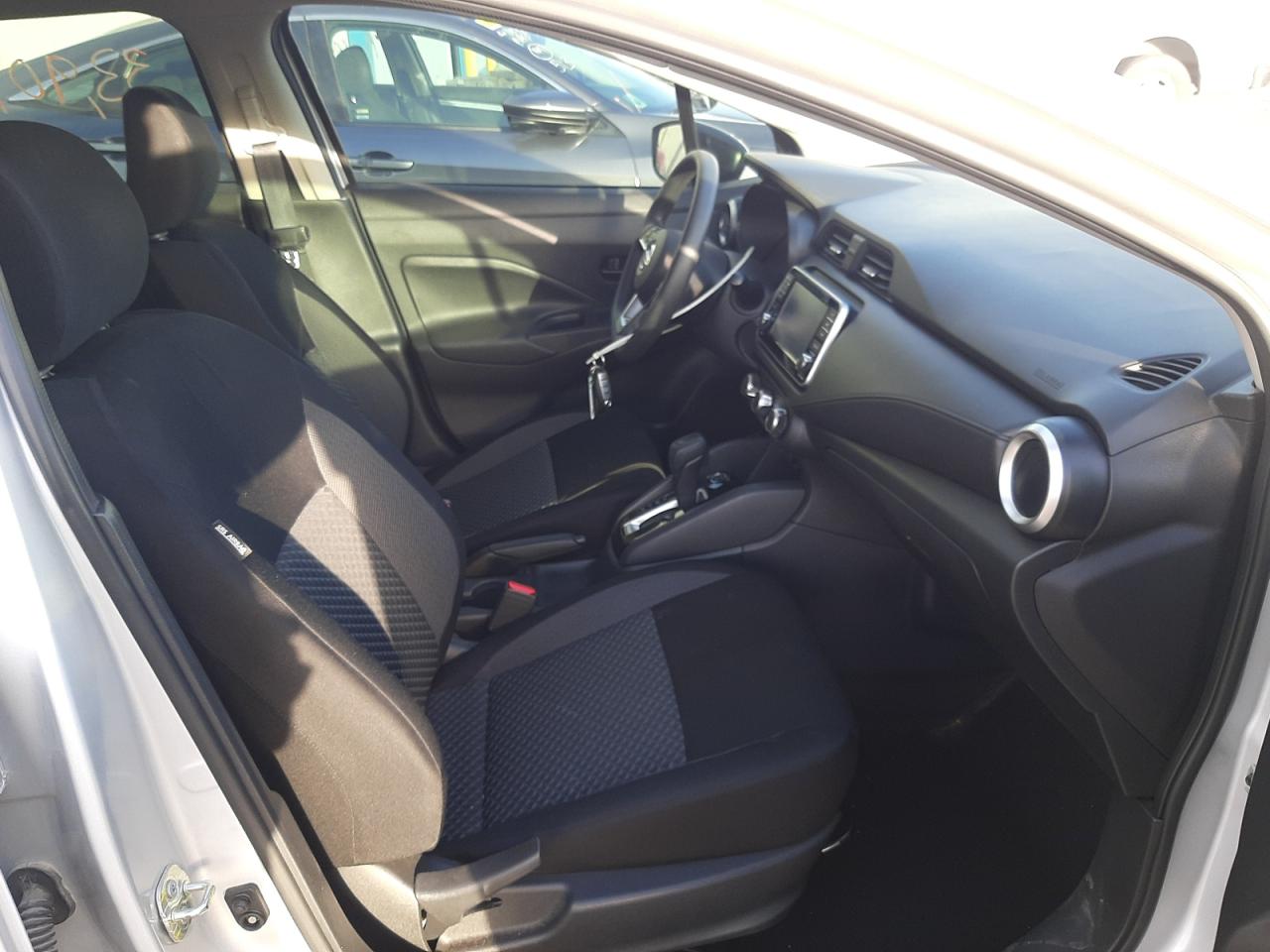 Photo 5 from auction – 2020 NISSAN VERSA S with VIN 3N1CN8DV9LL806092