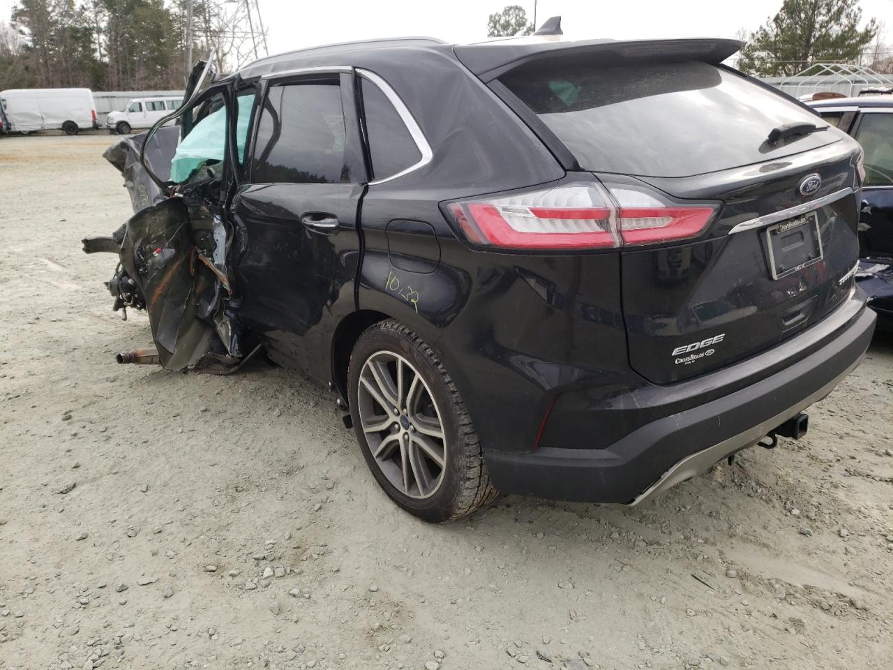 Photo 3 from auction – 2020 FORD EDGE TITAN with VIN 2FMPK4K9XLBA03384