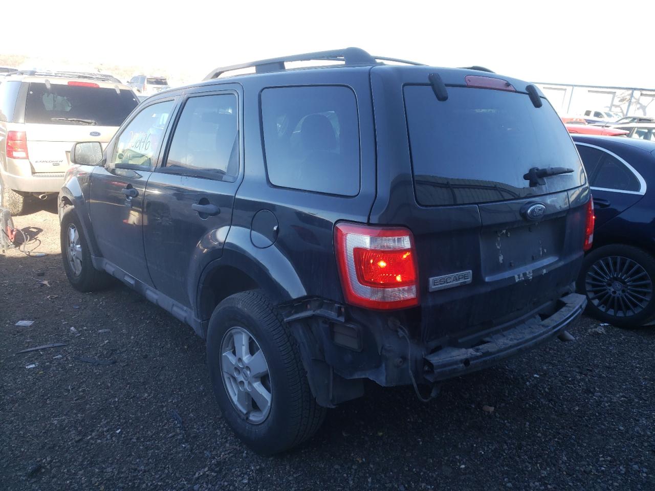Photo 3 from auction – 2009 FORD ESCAPE XLT with VIN 1FMCU03779KD06684