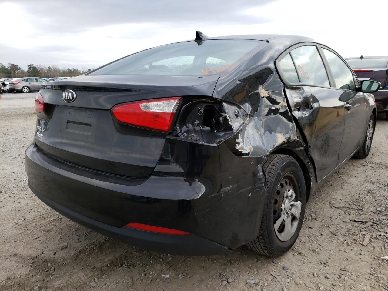 Photo 4 from auction – 2016 KIA FORTE LX with VIN KNAFK4A61G5493423